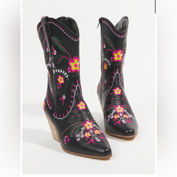 ARULA Shoes - Arula Boots